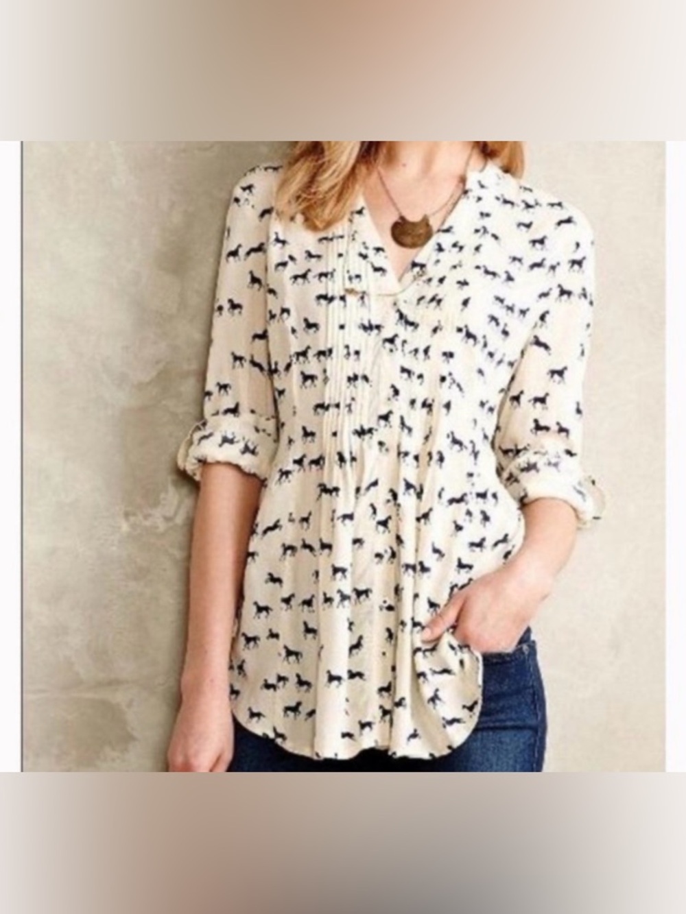 Anthropologie Maeve Pintuck Horse Print Blouse Size 4 Ivory Navy Whimsical Boho